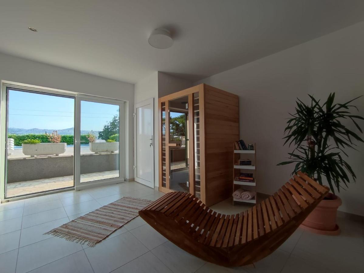 Holiday Home Cherry Tree Žrnovnica Dış mekan fotoğraf