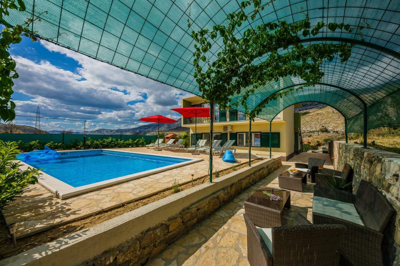 Holiday Home Cherry Tree Žrnovnica Dış mekan fotoğraf